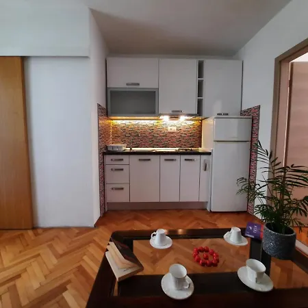 Centar Three Palms Appartement *