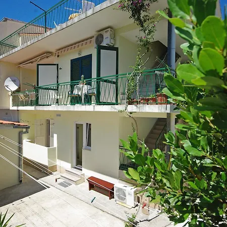 Centar Three Palms Appartement Makarska