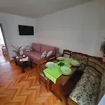 Centar Three Palms * マカルスカ