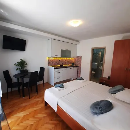 Apartmán Centar Three Palms